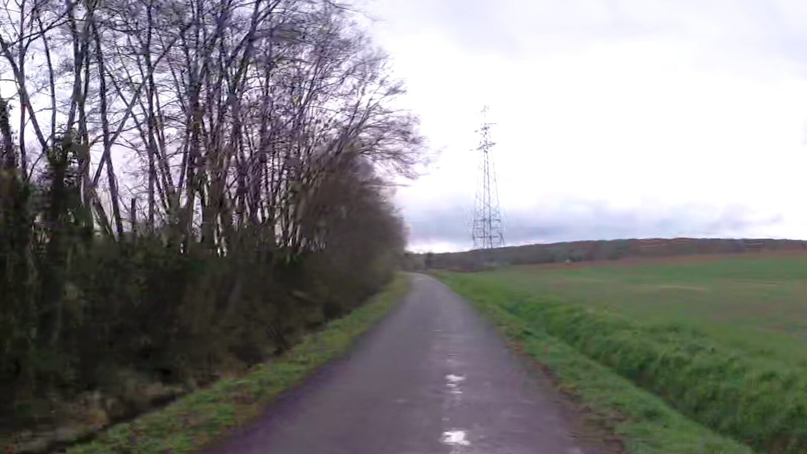 Vue de rue à Vendeuvre-sur-Barse — mars 2026