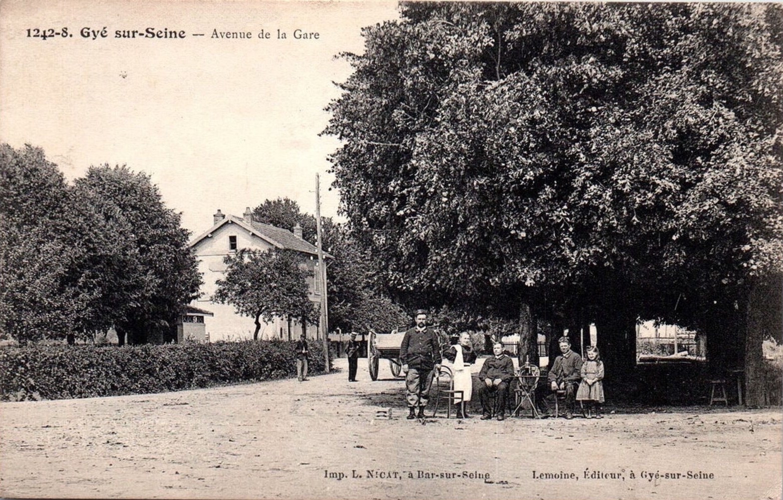 Gyé-sur-Seine La gare vers