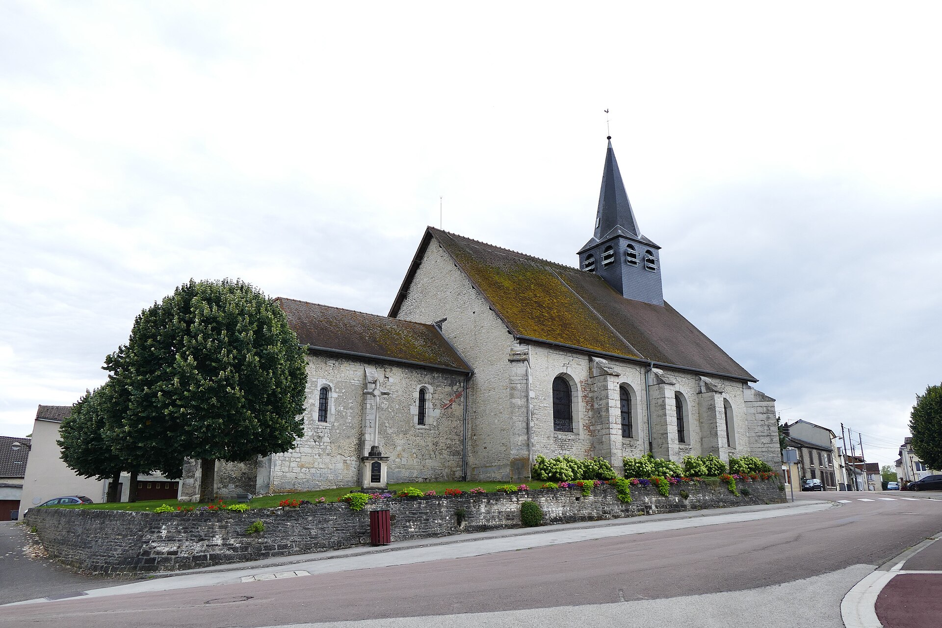 Bayel, Église Saint-Martin