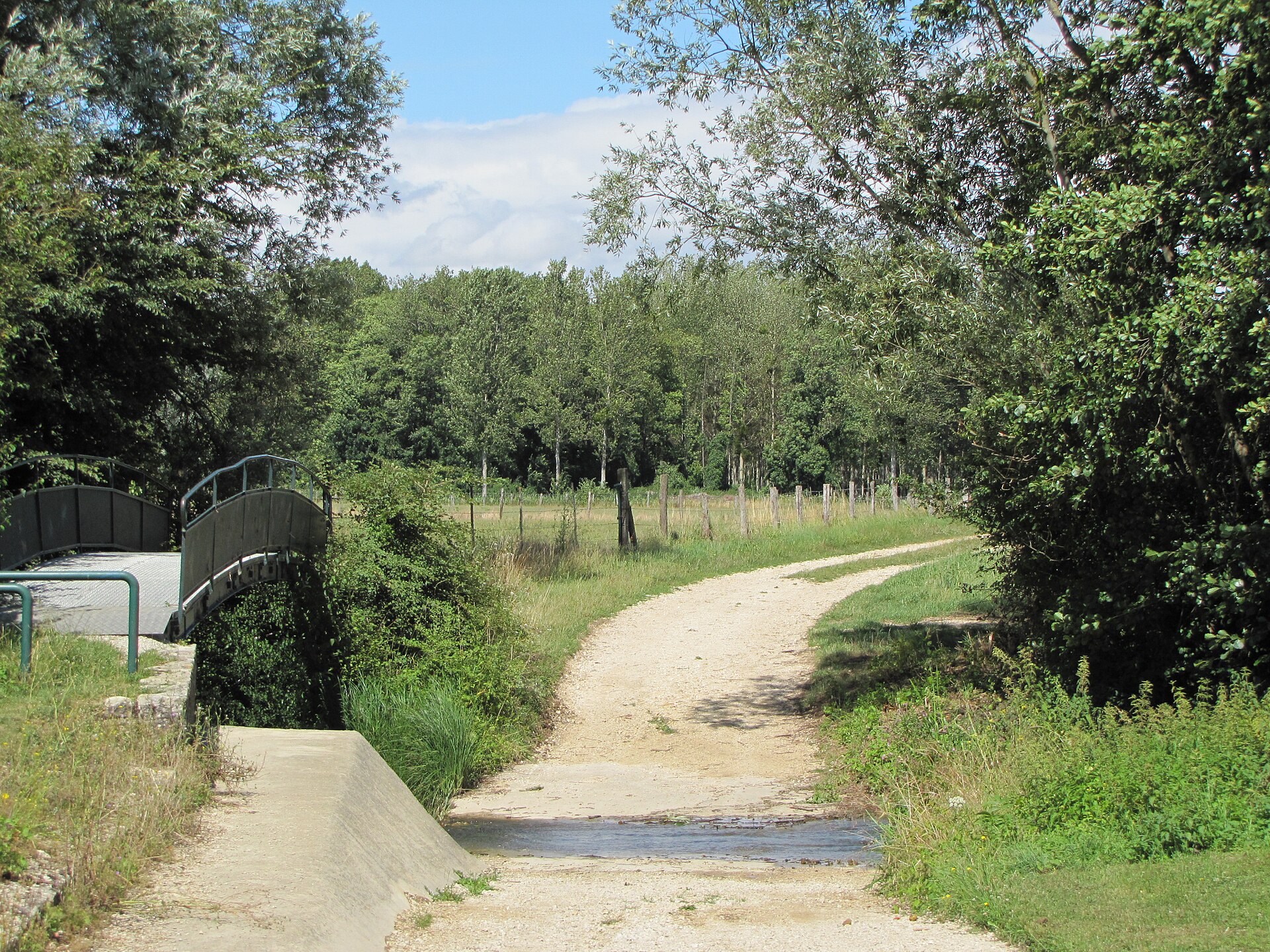 Hozain Isle-Aumont pont