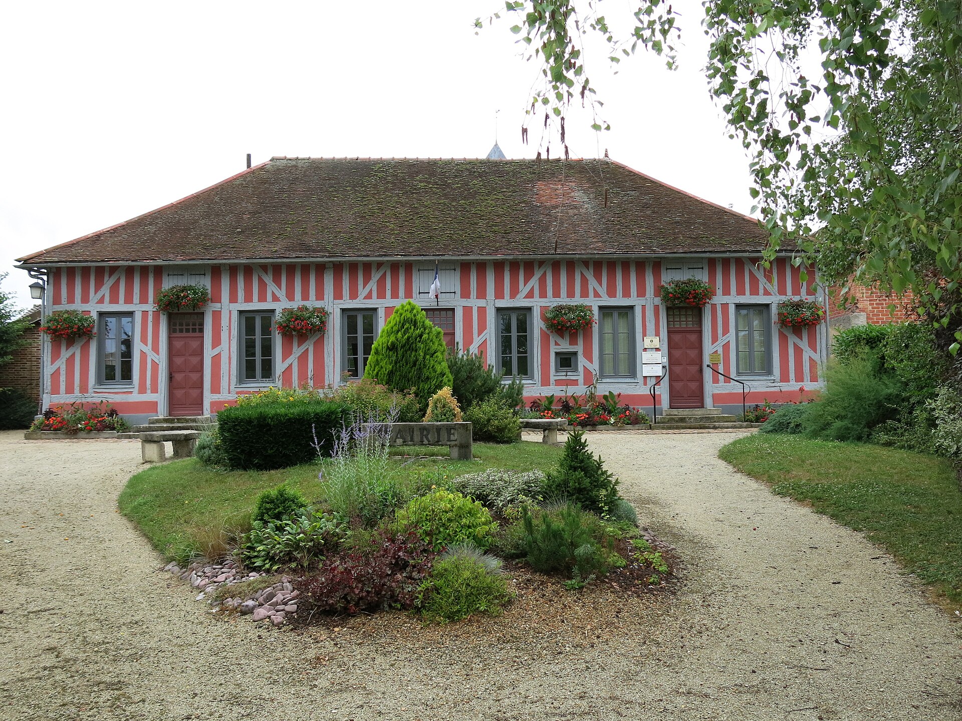 Mairie de Mesnil-Saint-Père