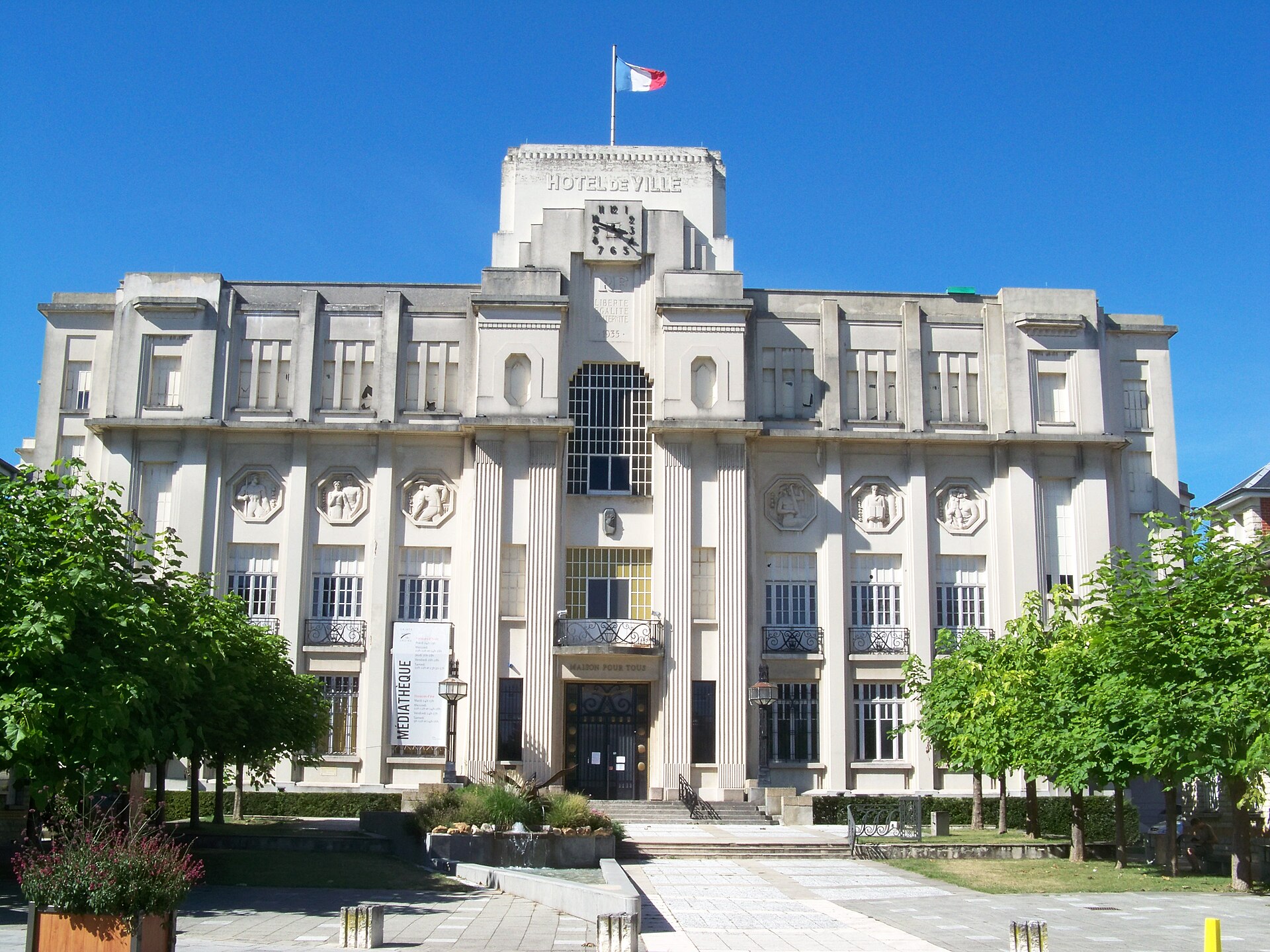 Hotel de ville de Sainte-Savine
