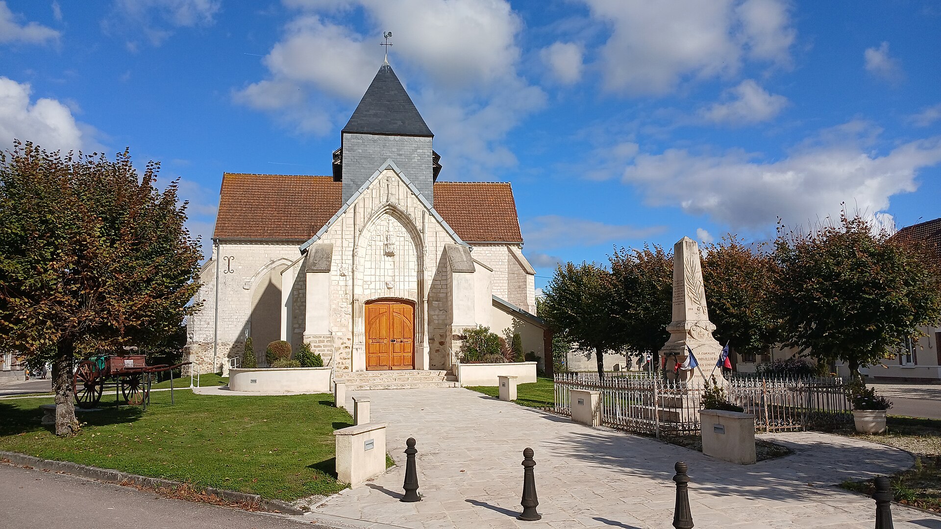 Orvilliers-Saint-Julien, église Saint-Julien l'Hospitalier