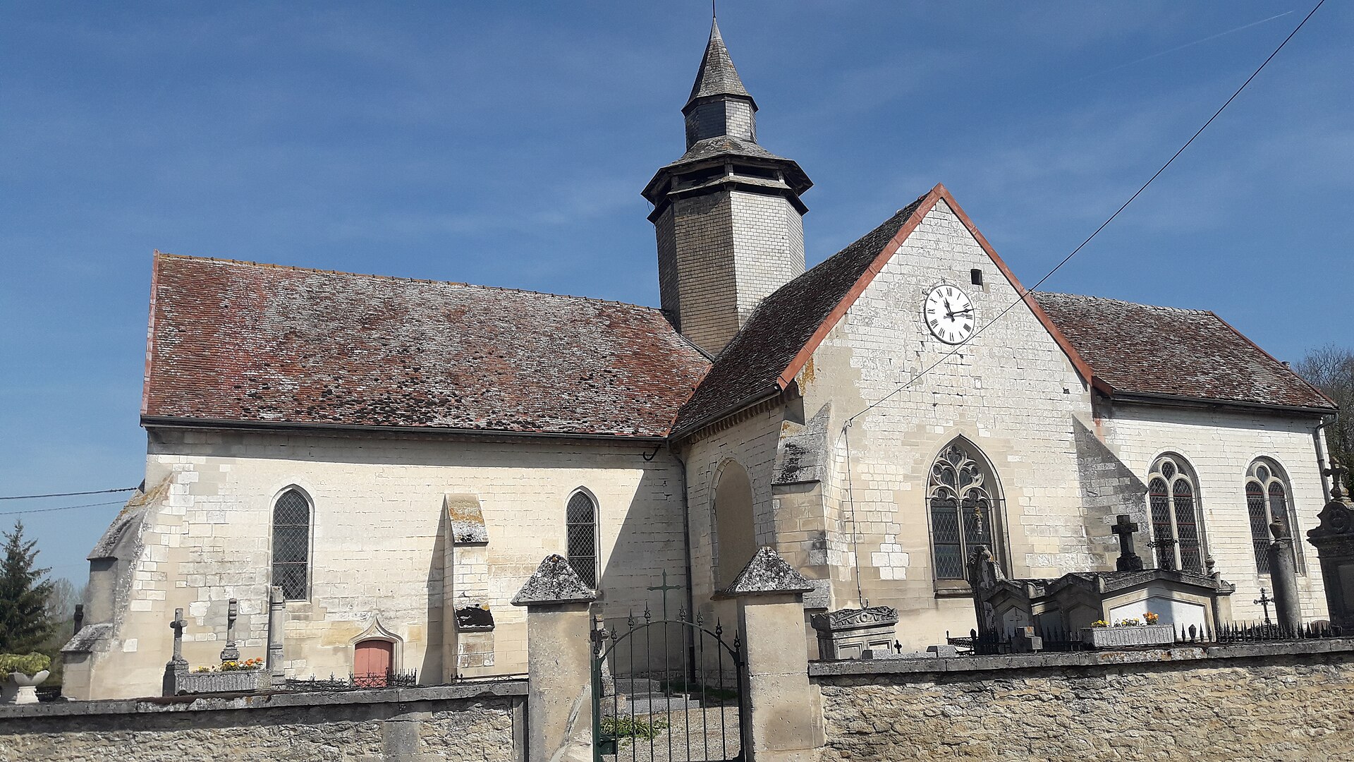 Pougy Église